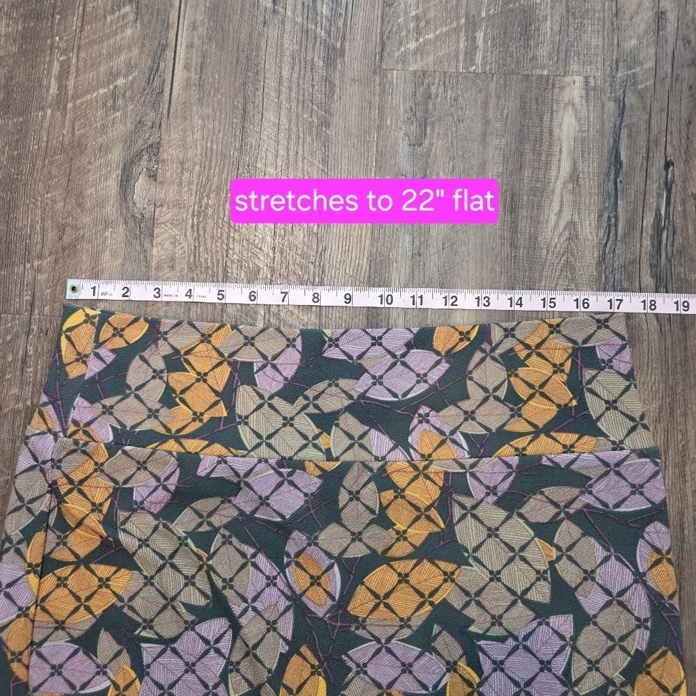 LuLaRoe Cassie Pencil Skirt 2XL Geometric Circle Print Green Gold Purple - Picture 4 of 7